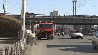 В Омске на два дня перекроют движение по метромосту из-за дефекта