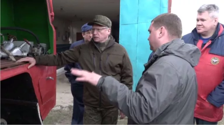 В Омской области должна быть принята программа по обновлению пожарной техники