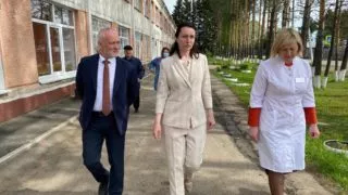 Оксана Фадина посетила Седельниковский и Муромцевский районы