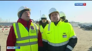 Губернатор Александр Бурков побывал на строящейся «Арене-Омск»