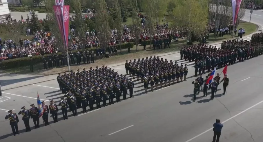 Парад на полка на бессмертного