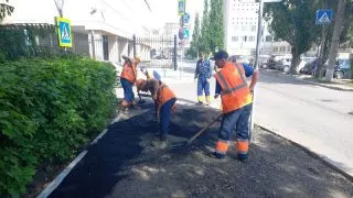 В Омске восстановят почти 250 тротуаров и пешеходных дорожек