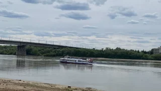 Прокуратура Омска проводит проверку в связи с пропажей десятилетнего мальчика на реке Иртыш