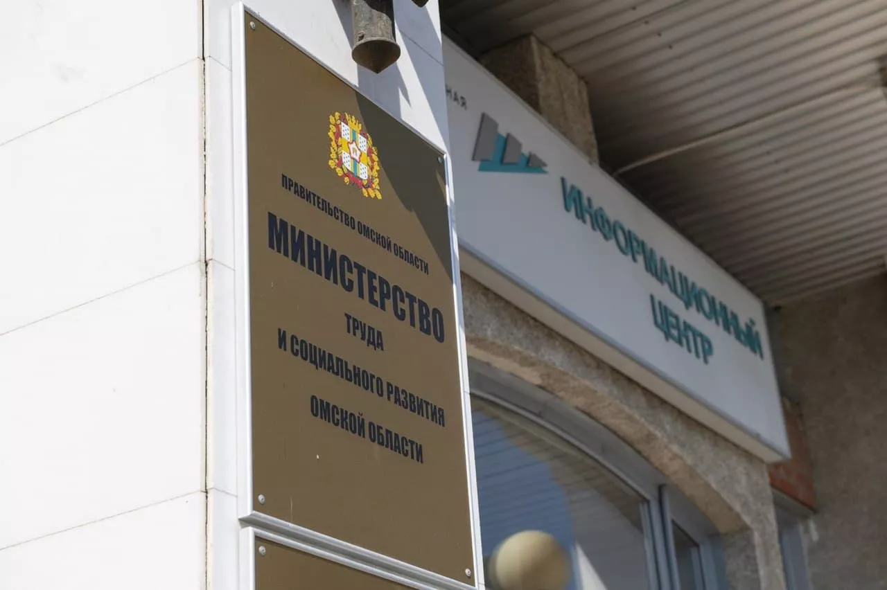 Александр Бурков: «Мы будем увеличивать зарплату бюджетникам»