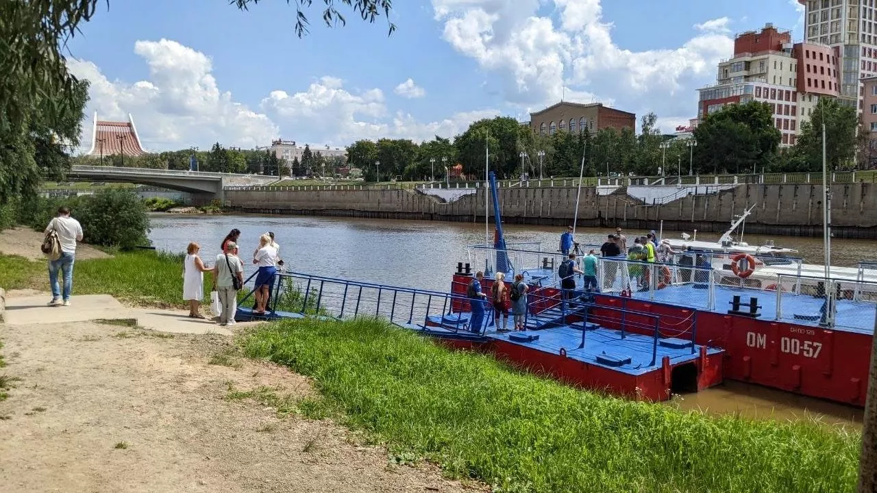 Первый рейс года на теплоходе из Омска до Ачаирского монастыря успешно завершён
