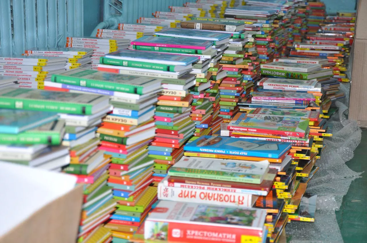 В России Будут Жестче Контролировать Содержание Школьных Учебников.