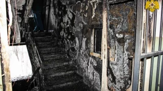 Омские огнеборцы спасли 20 человек на пожаре в пятиэтажном доме