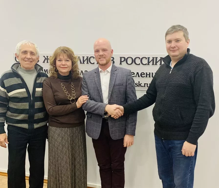 Корреспондент «Вестей Омск» Константин Поминов сегодня принят в Союз журналистов России