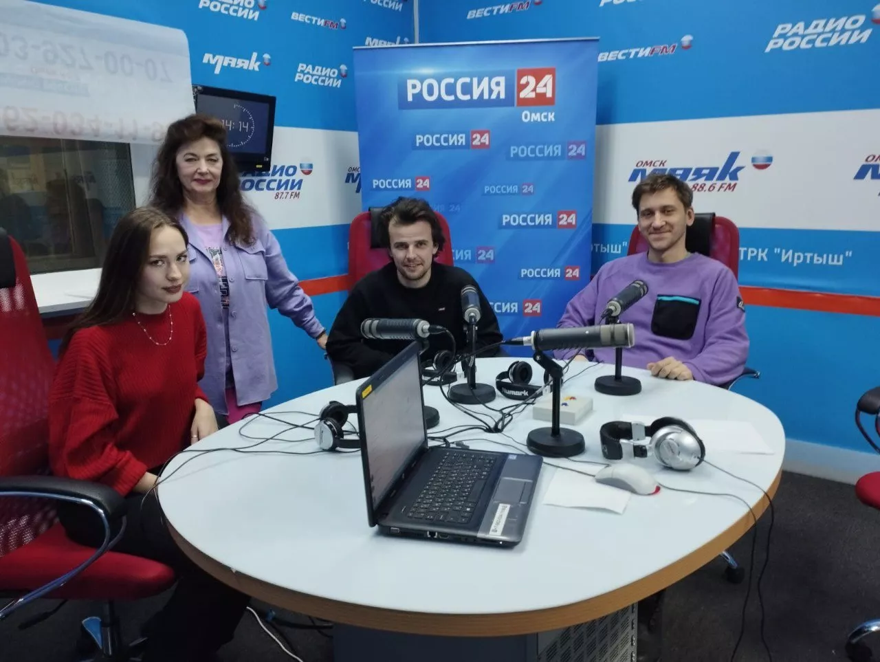 «Новый день с Ларисой Белобородовой», эфир от 12 декабря (постановка «О мышах и людях»)