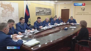 Заместитель генпрокурора РФ Дмитрий Демешин обсудил с представителями общественности социальные проблемы Омской области
