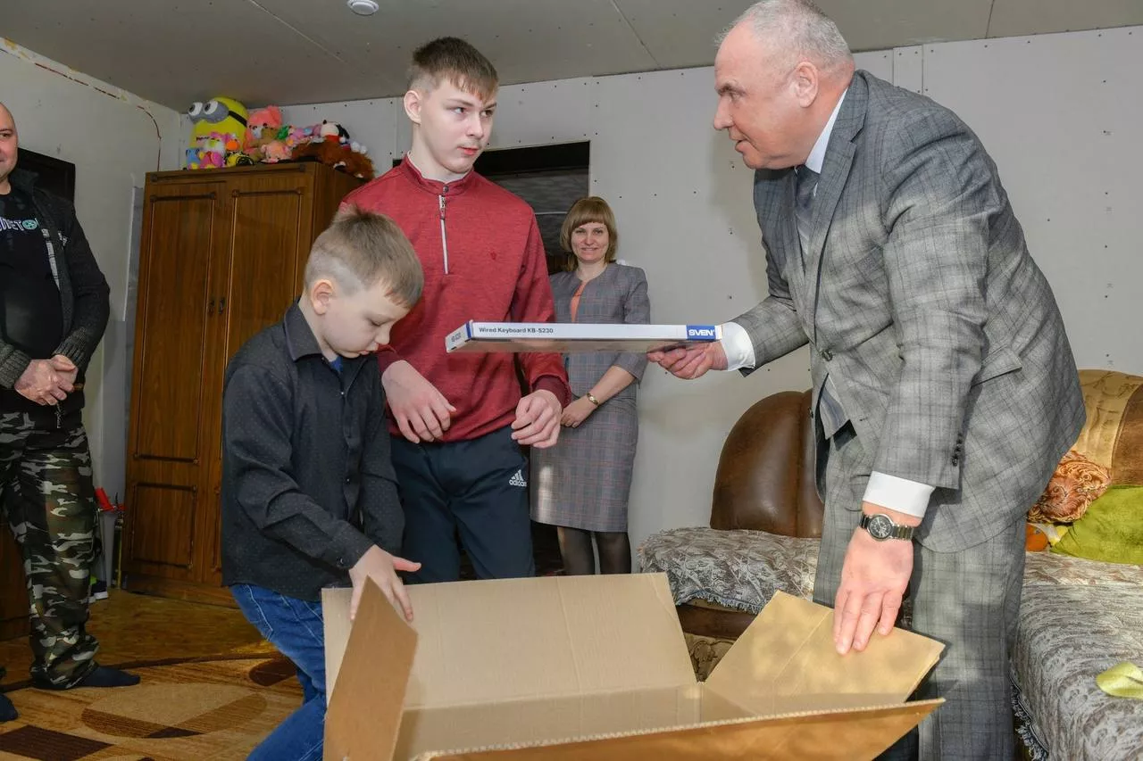 Владимир Куприянов исполнил долгожданную мечту 15-летнего Игоря Иванова из Омской области