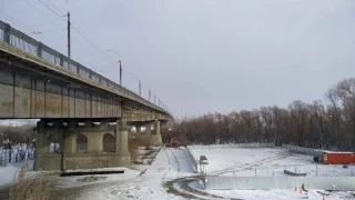 В Омске Ленинградский мост перекроют из-за плановых работ по капремонту с 15 февраля