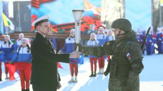 В Нижней Омке зажгли огонь зимнего областного Праздника Севера