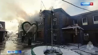 В Омске весь день ликвидировали крупный пожар в здании гостиницы на улице Авиационной