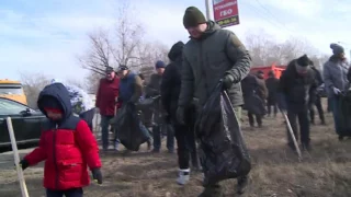 Виталий Хоценко о субботнике в Омске: «За нас стыдно не будет — убрали самый грязный участок»