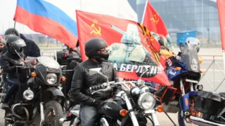 Омские мотоциклисты приняли участие в акции «Бессмертный полк»