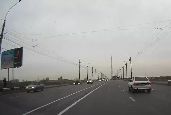 В Омске на улице Лукашевича изменена схема дорожной разметки