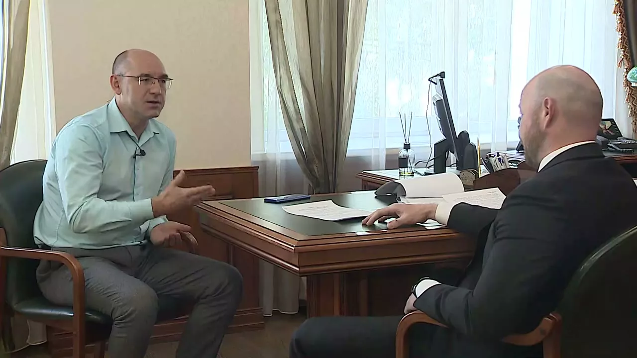 Динар Курманов рассказал как ему работается без двух заместителей