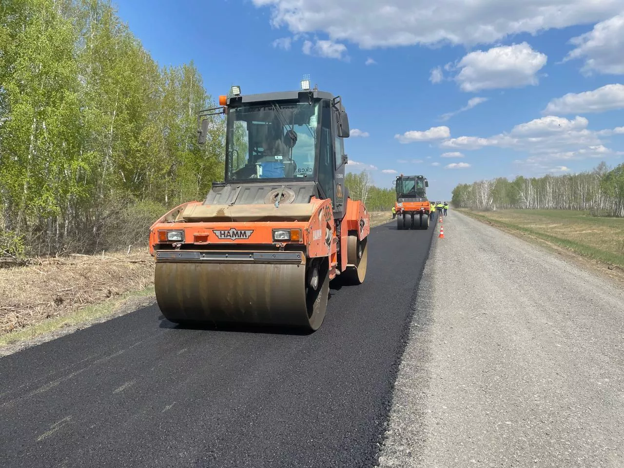 В Омской области в этом году отремонтируют шесть дорог