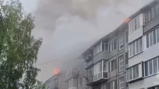 В доме на улице Волгоградской загорелся балкон