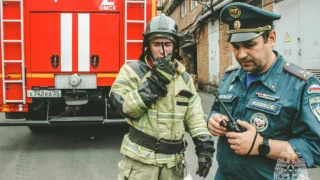 В Омске обрушились перекрытия кровли на технический этаж жилого дома