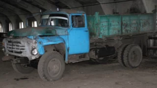 В Омской области 15-летний подросток угнал грузовик у фермера