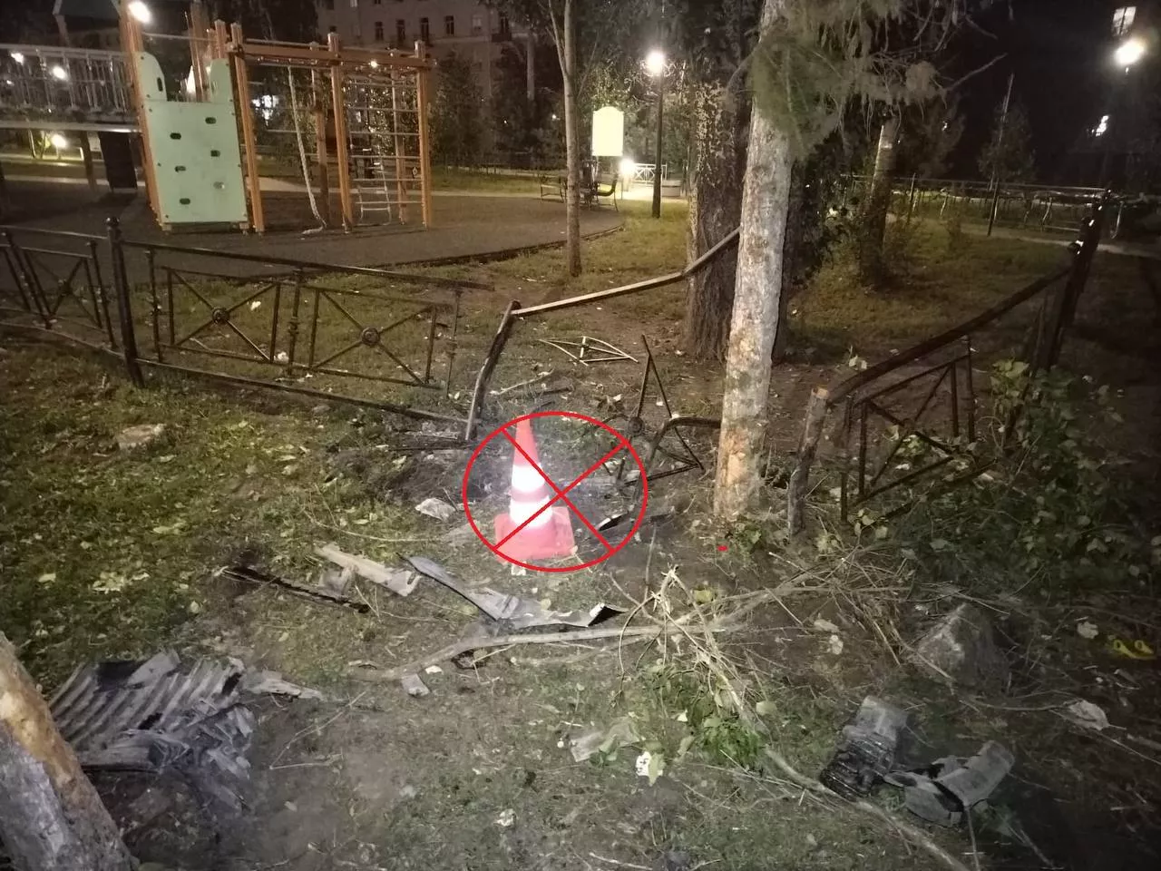 Стали известны подробности ДТП на бульваре Победы, из-за которого было повреждено ограждение