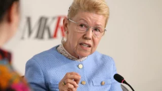 Елена Мизулина получила высокую госнаграду Знак отличия «За служение Омской области» I степени
