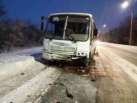 В Омске произошло ДТП с участием пассажирского автобуса