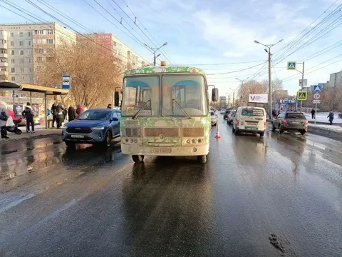 В Омске водитель ПАЗа насмерть сбил женщину на пешеходном переходе