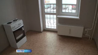 В Омской области очередь детей-сирот на жилье сократилась почти на 200 человек