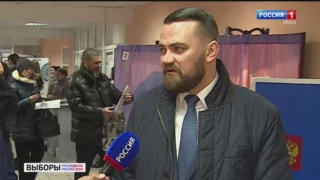 Избирательные участки уже с открытия заполнены гражданами