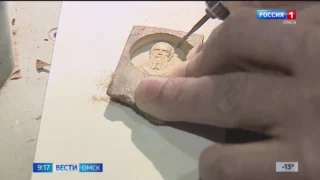 Меньше ногтя: в Омском литературном музее откроется выставка миниатюр Анатолия Коненко