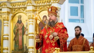 Митрополит Омский и Таврический Дионисий поздравил жителей Омской области со светлым праздником Пасхи!