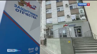 В Омских пунктах отбора на военную службу начали заключать первые контракты по новым условиям