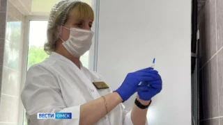 В Омске начался первый этап масштабной вакцинации против гриппа