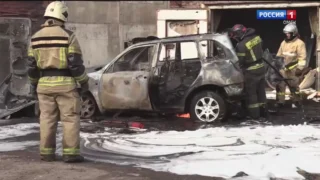 Омич пытался заделать царапины на бампере и спалил автомобиль