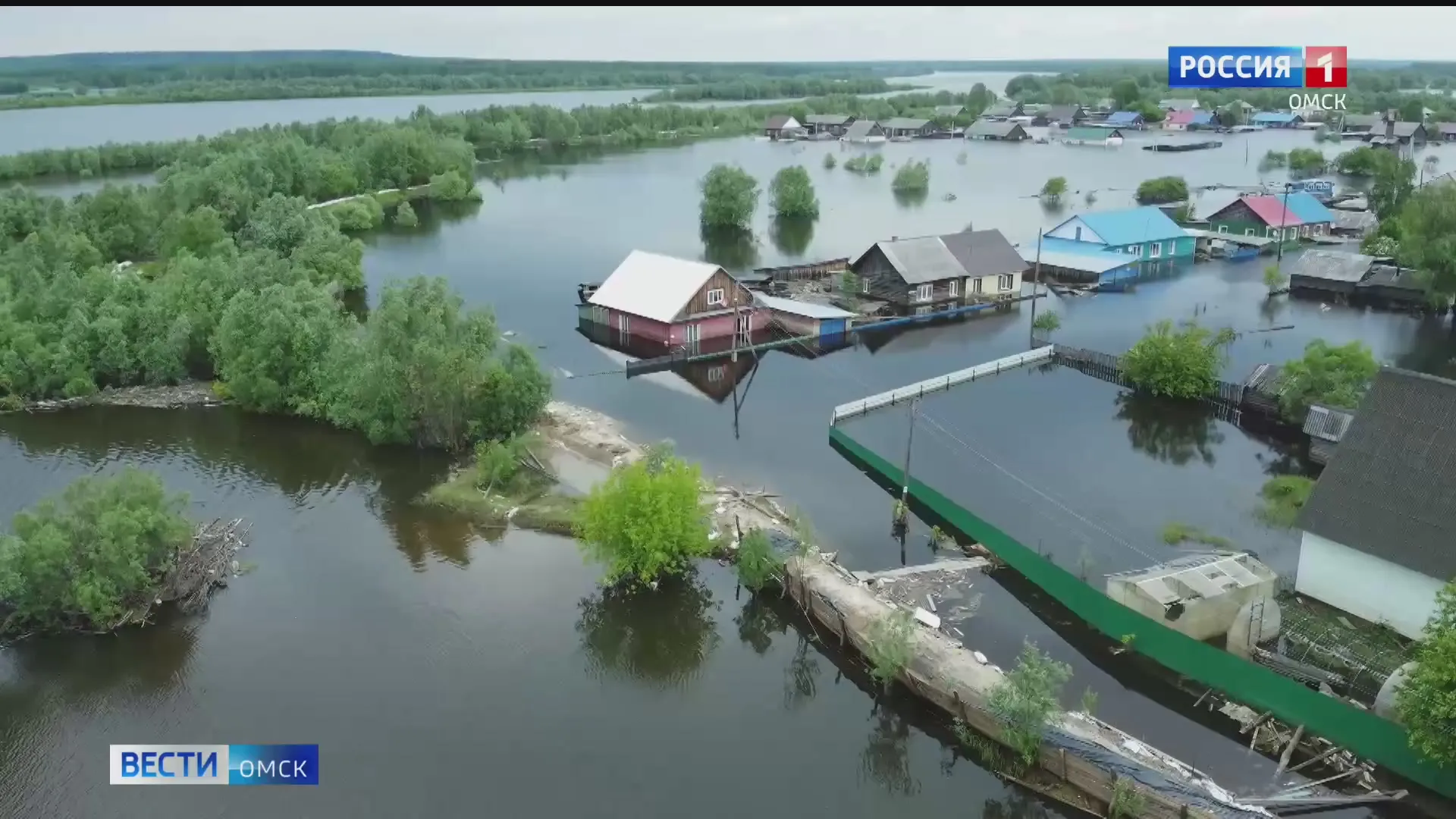 Виталий Хоценко сообщил, что омичам, потерявшим дома при паводке, выдали жилищные сертификаты