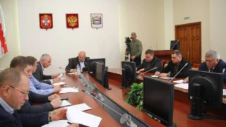 Ситуация с подключением жилья к теплу в Омске находится под личным контролем главы региона