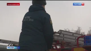 Огромное количество пожарных машин привлекло внимание омичей у стадиона «Красная звезда»