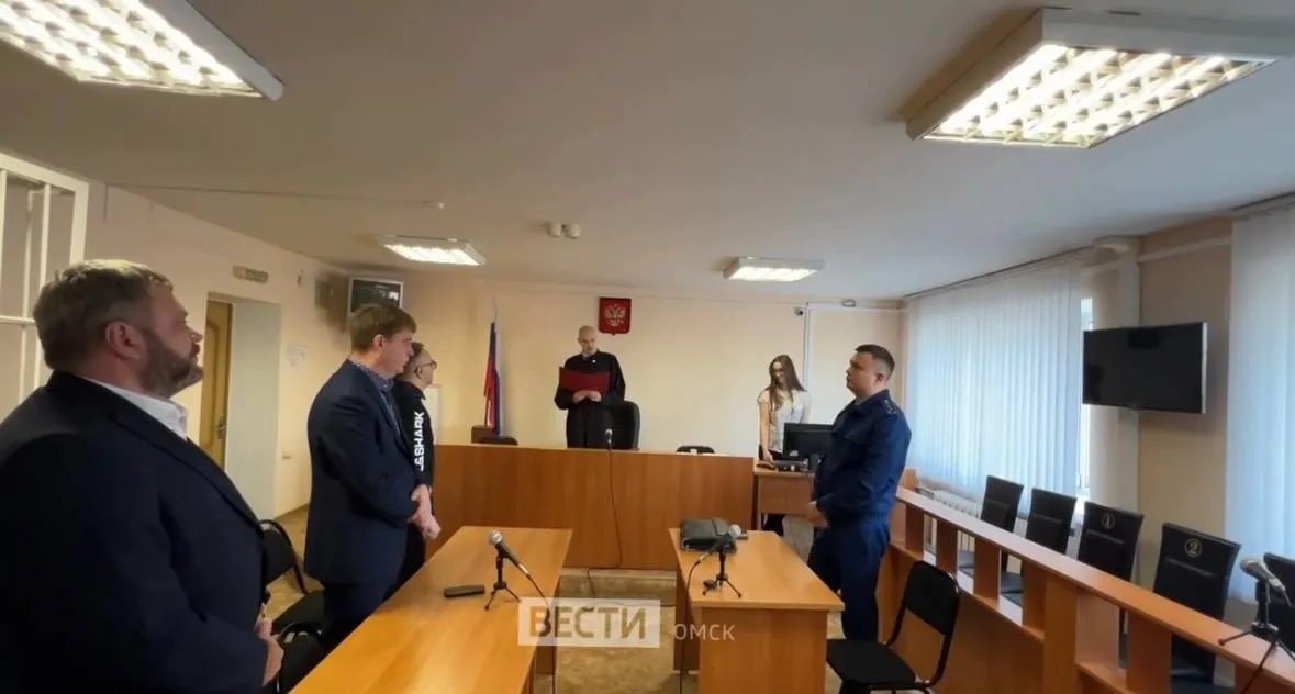 В Омске экс-полицейскому Евгению Гайдамаку дали 10 лет лишения свободы за аварию с 3 погибшими