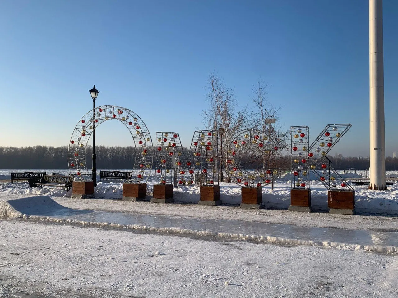 В Омске начали делать горку на территории «Омской крепости»