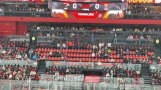 Начался хоккейный матч «Авангард» — «Сочи»