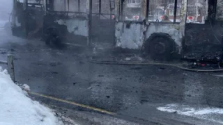 Мэр Омска прокомментировал возгорание автобуса на Московке