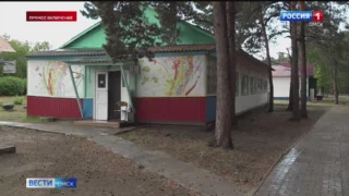 В доме журналистов проходит пресс-конференция на тему подготовки к летним каникулам