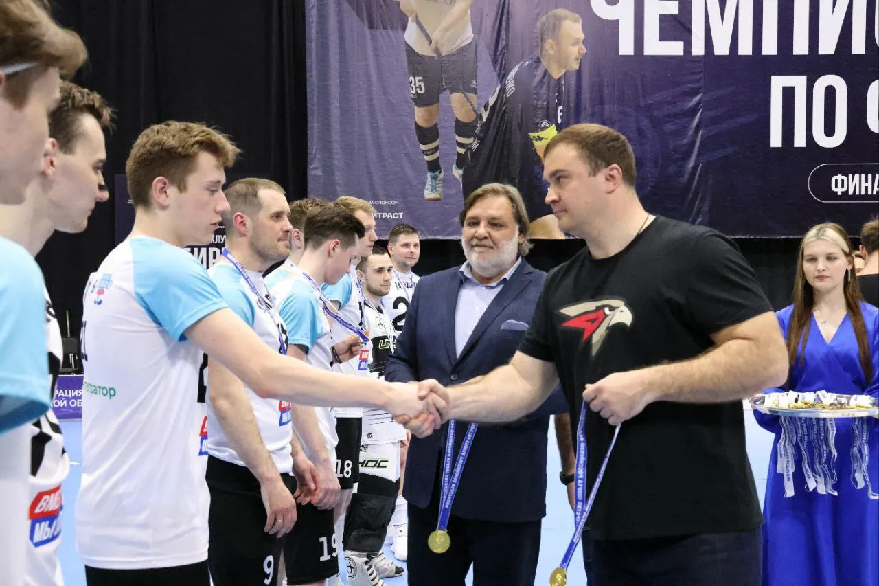 Омская «Сибирь» заняла 2 место на чемпионате России по флорболу