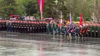 В Омске на Соборной площади началась генеральная репетиция парада Победы