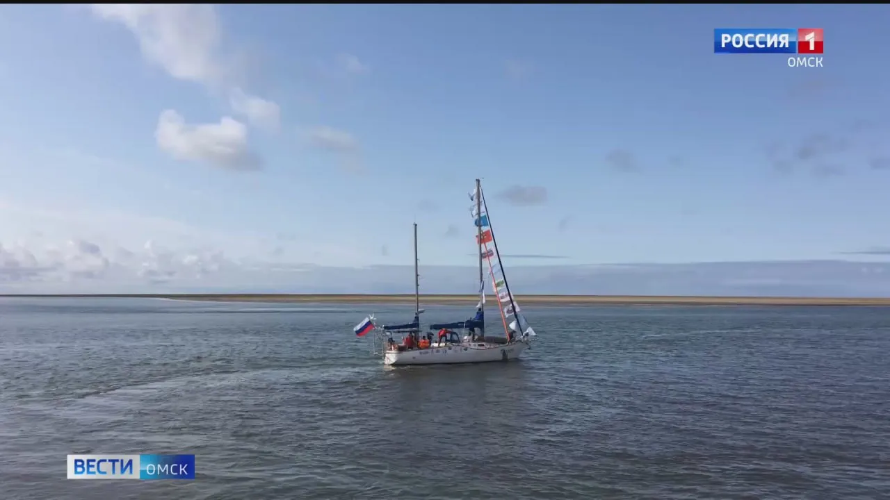 Команда омского мореплавателя направляется к Азорским островам