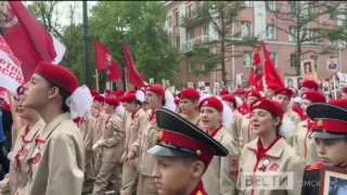 В первые за три года «Бессмертный полк» в Омске прошел в очном формате