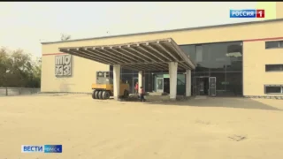 Прокуратура Омской области обнаружила контрафактные товары при ремонте театра